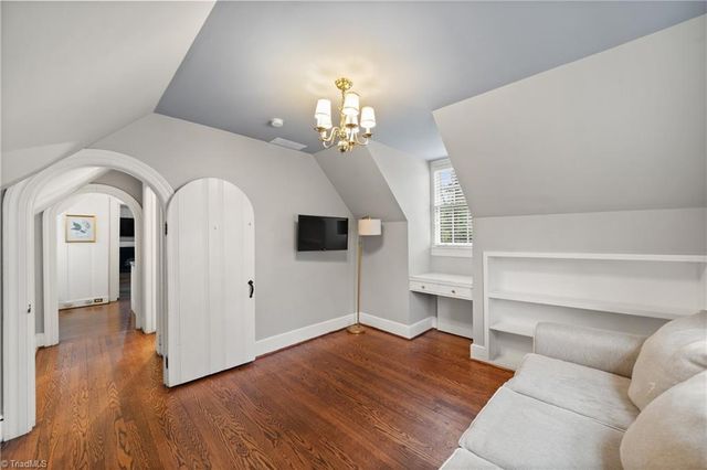 2540 Buena Vista Road, Winston-salem, NC 27104