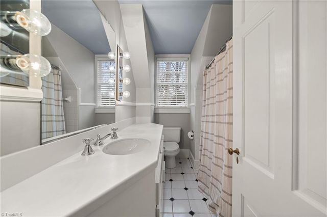 2540 Buena Vista Road, Winston-salem, NC 27104