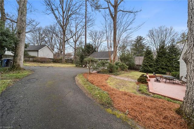 2540 Buena Vista Road, Winston-salem, NC 27104