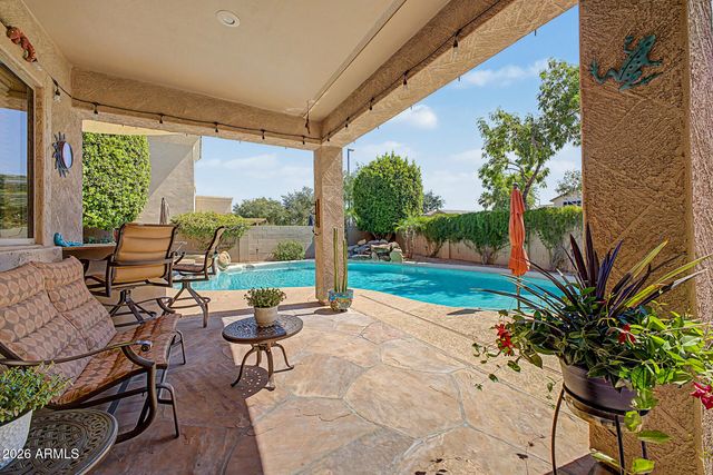 2209 S SAILORS Way, Gilbert, AZ 85295