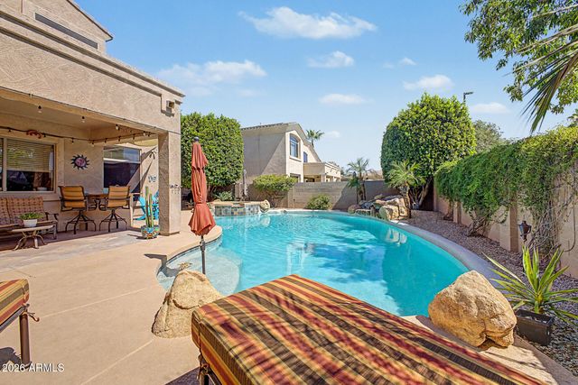 2209 S SAILORS Way, Gilbert, AZ 85295