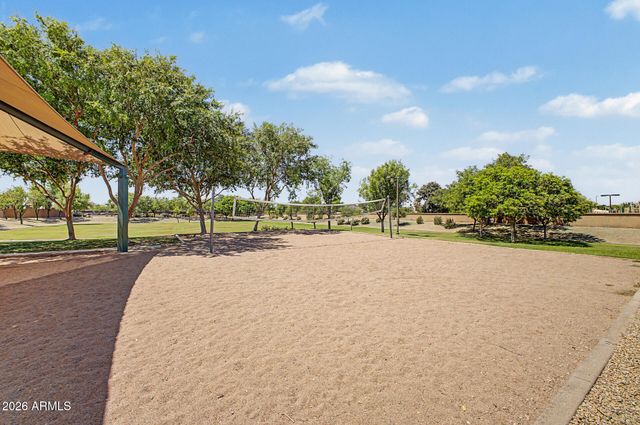 2209 S SAILORS Way, Gilbert, AZ 85295