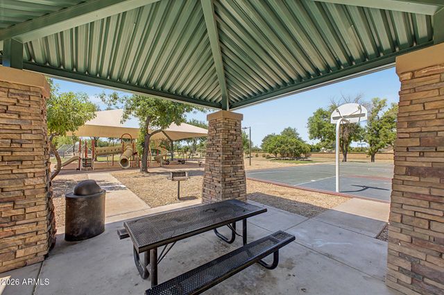 2209 S SAILORS Way, Gilbert, AZ 85295