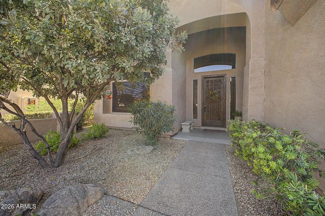 2209 S SAILORS Way, Gilbert, AZ 85295