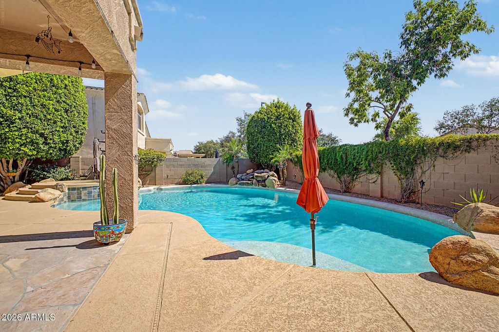 2209 S SAILORS Way, Gilbert, AZ 85295 — photo 2