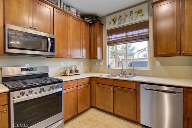 917 W Anthony Place, Santa Maria, CA 93458