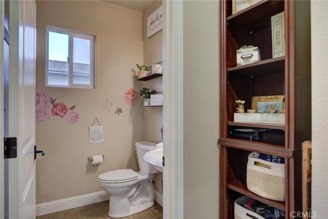 917 W Anthony Place, Santa Maria, CA 93458
