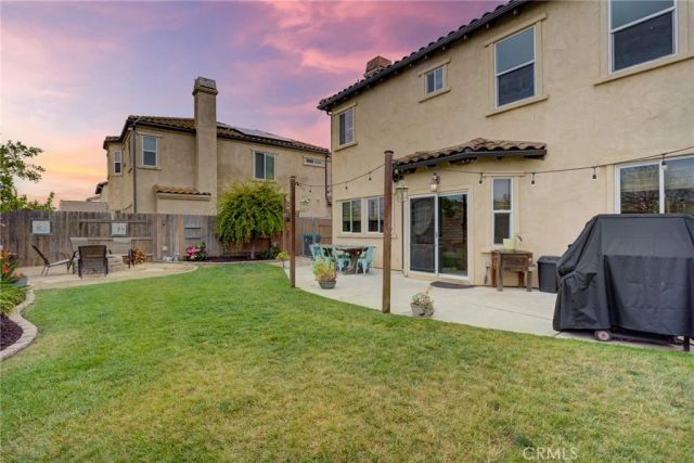 917 W Anthony Place, Santa Maria, CA 93458
