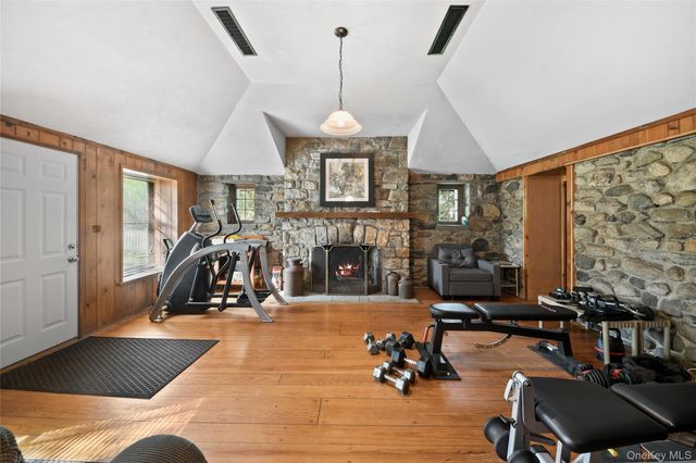 329 Route 6n, Mahopac, NY 10541