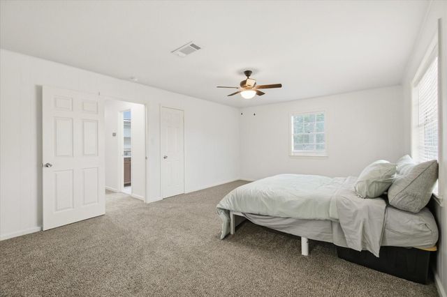 113 Rose Trail, Lake Jackson, TX 77566