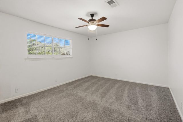 113 Rose Trail, Lake Jackson, TX 77566