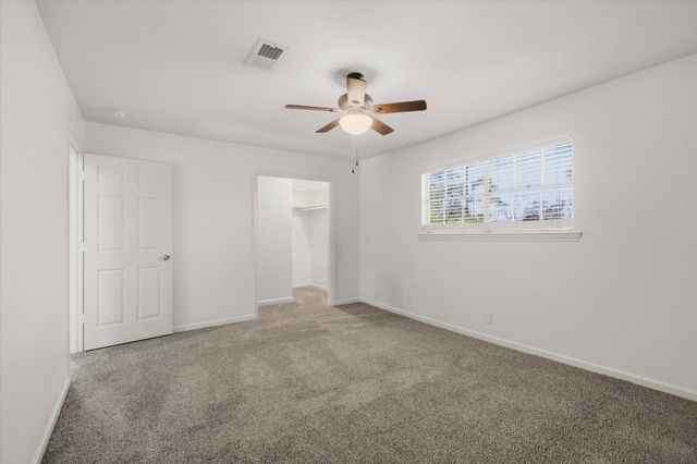 113 Rose Trail, Lake Jackson, TX 77566