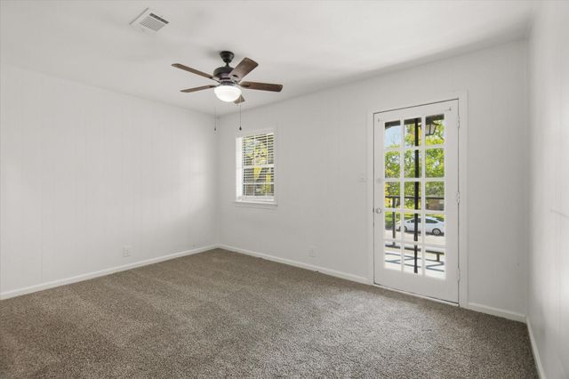 113 Rose Trail, Lake Jackson, TX 77566