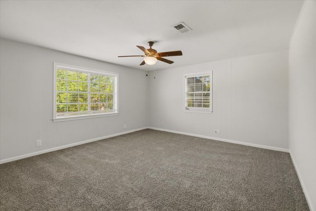 113 Rose Trail, Lake Jackson, TX 77566