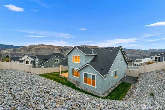 651 S Kent Avenue, East Wenatchee, WA 98802