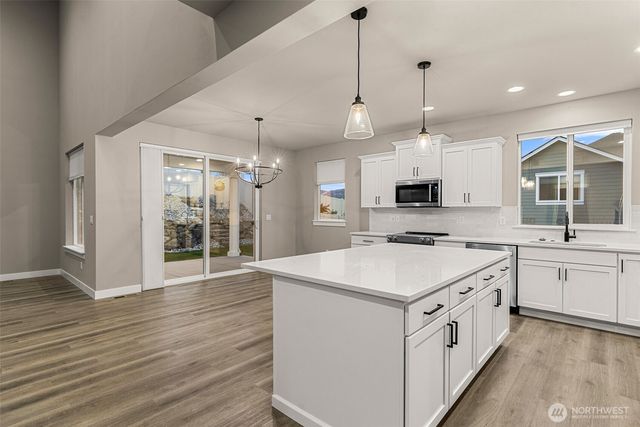 651 S Kent Avenue, East Wenatchee, WA 98802