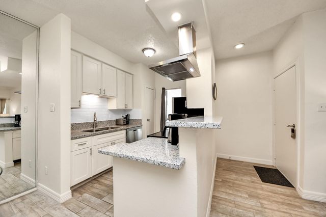 7950 N Stadium Drive 167, Houston, TX 77030