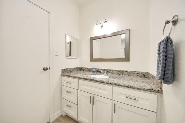 7950 N Stadium Drive 167, Houston, TX 77030