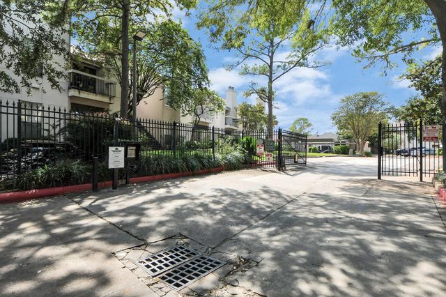 7950 N Stadium Drive 167, Houston, TX 77030