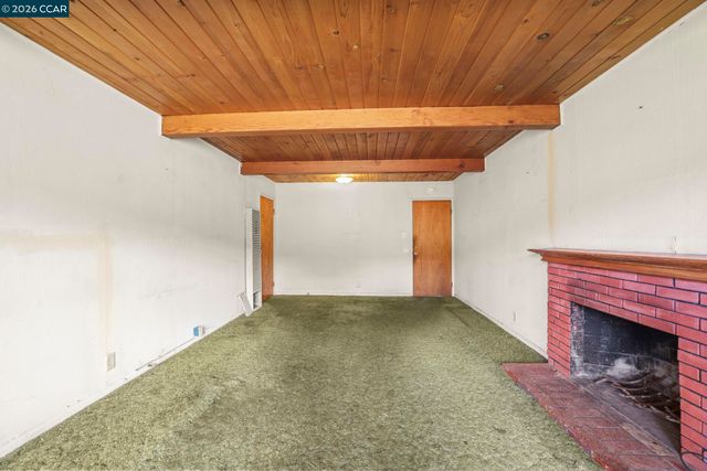 4521 Canyon Rd, El Sobrante, CA 94803