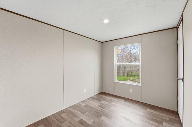 143 County Road 2414, Hull, TX 77564