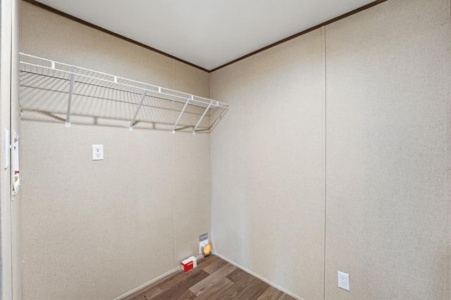 143 County Road 2414, Hull, TX 77564