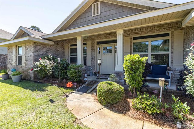 6739 Indian St, Navarre, FL 32566