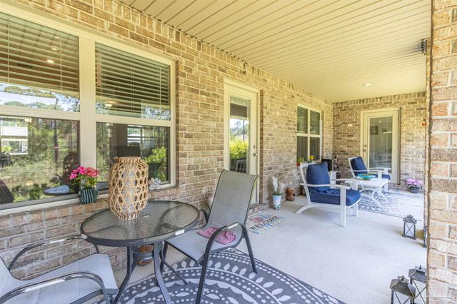 6739 Indian St, Navarre, FL 32566