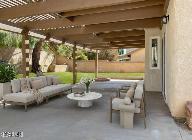 43856 Windsor Place, Lancaster, CA 93536