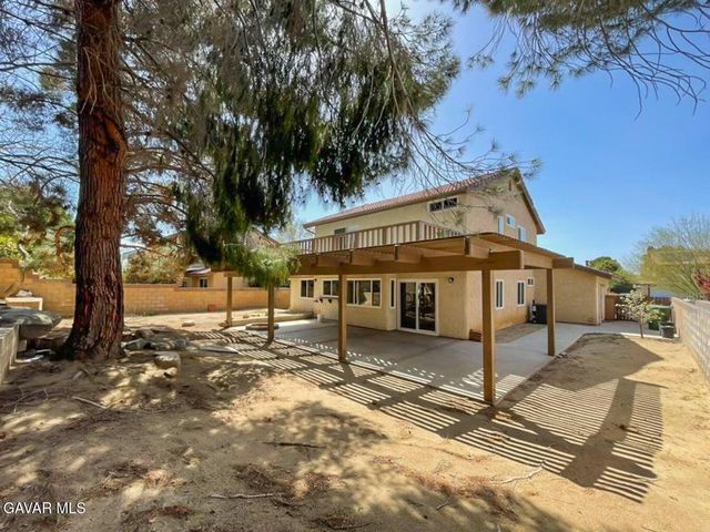 43856 Windsor Place, Lancaster, CA 93536