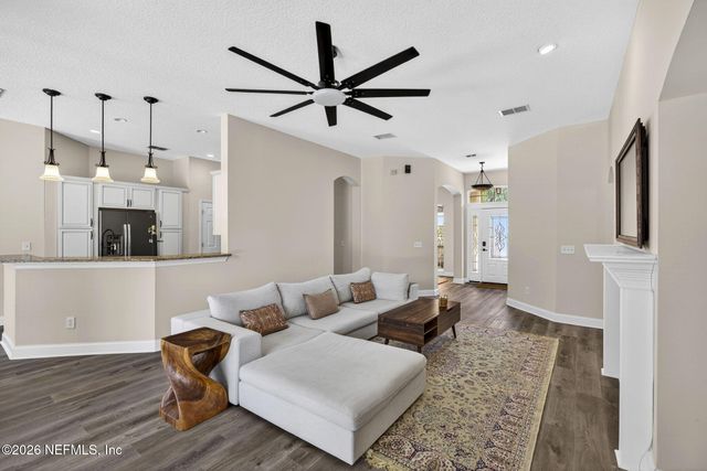 1925 BARHAM Court, St. Johns, FL 32259