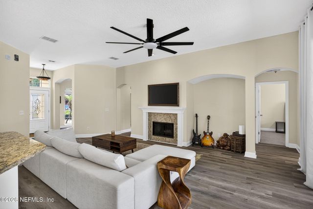 1925 BARHAM Court, St. Johns, FL 32259