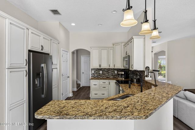 1925 BARHAM Court, St. Johns, FL 32259