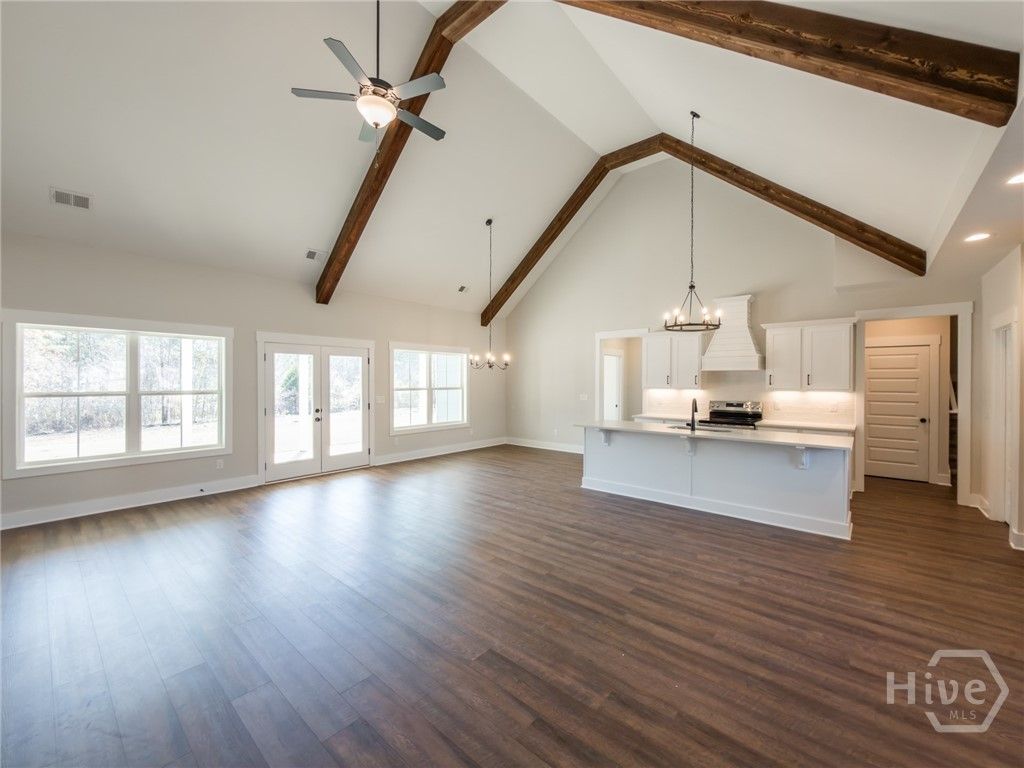 Image 10 of property listing at 345 WOODFIN, Social Circle, GA 30025