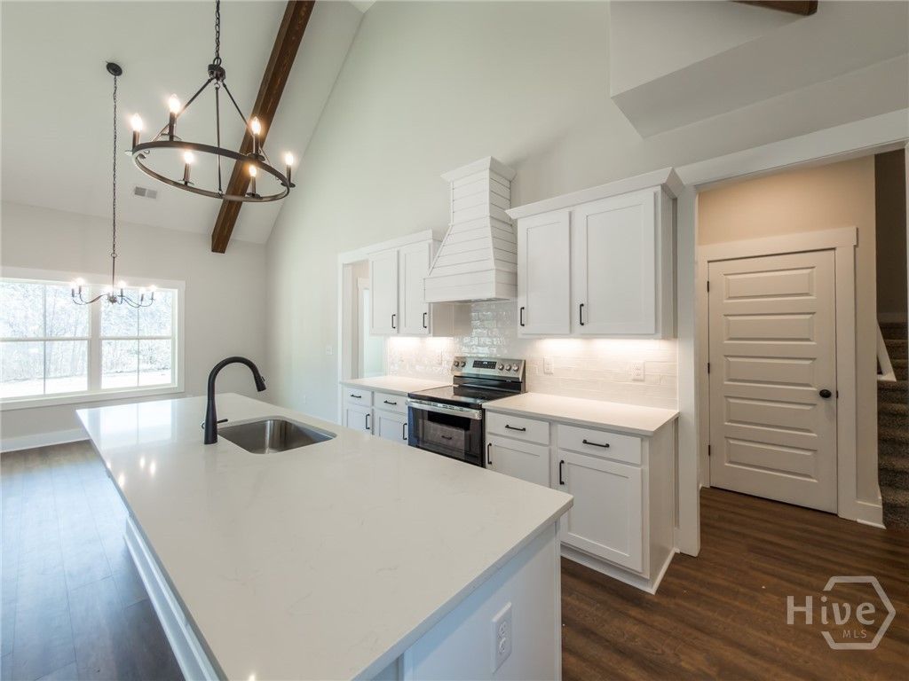 Image 15 of property listing at 345 WOODFIN, Social Circle, GA 30025