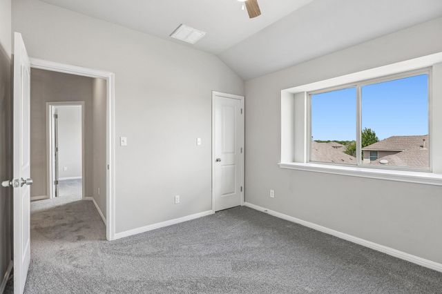 689 Nautical LOOP, Kyle, TX 78640