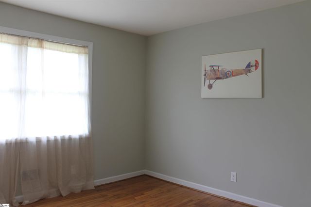 208 Alice Farr Drive, Greenville, SC 29617