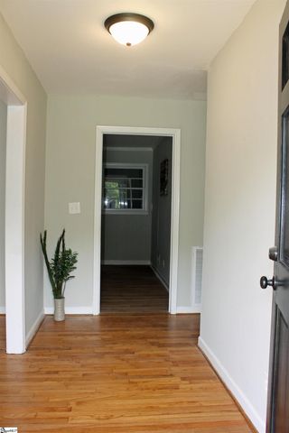 208 Alice Farr Drive, Greenville, SC 29617