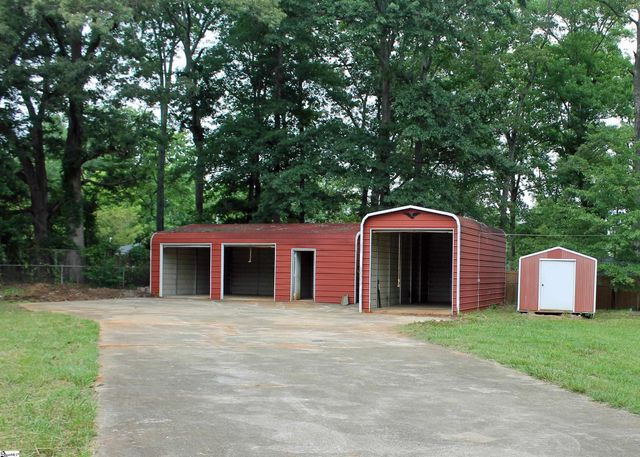 208 Alice Farr Drive, Greenville, SC 29617