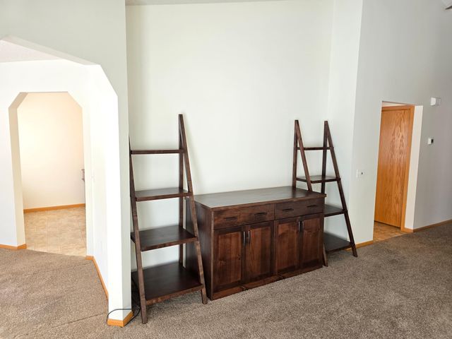 7462 Hinton Park Avenue S, Cottage Grove, MN 55016