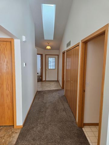 7462 Hinton Park Avenue S, Cottage Grove, MN 55016