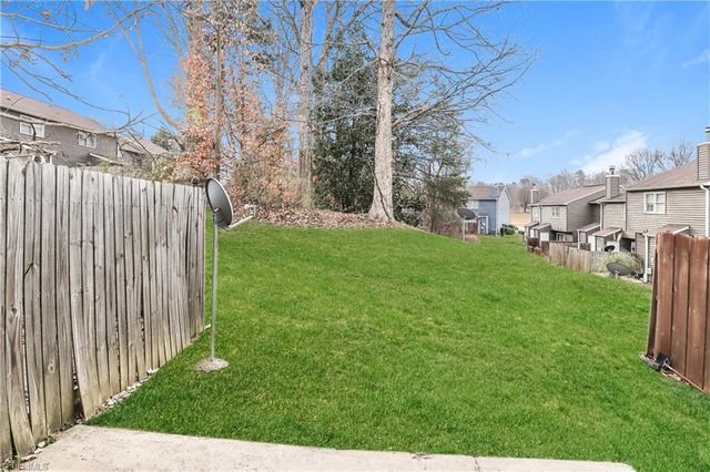 379 Montcastle Drive C, Greensboro, NC 27406