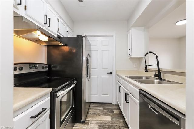 379 Montcastle Drive C, Greensboro, NC 27406