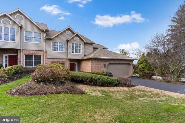 504 BRIDGEVIEW DR, Lemoyne, PA 17043