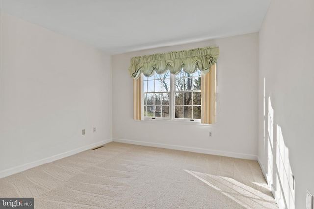 504 BRIDGEVIEW DR, Lemoyne, PA 17043