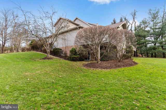 504 BRIDGEVIEW DR, Lemoyne, PA 17043