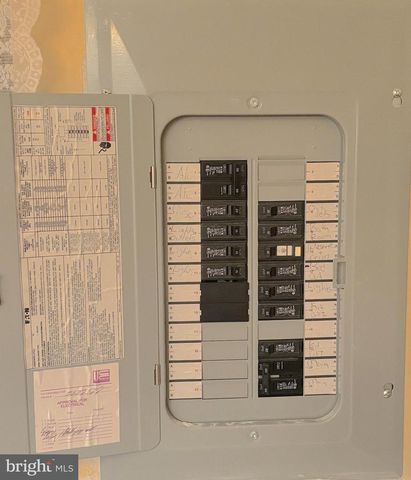 407 MASON RUN, Pine Hill, NJ 08021