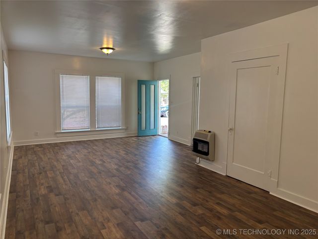 518 3rd Avenue NW, Ardmore, OK 73401