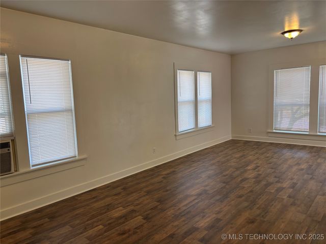 518 3rd Avenue NW, Ardmore, OK 73401