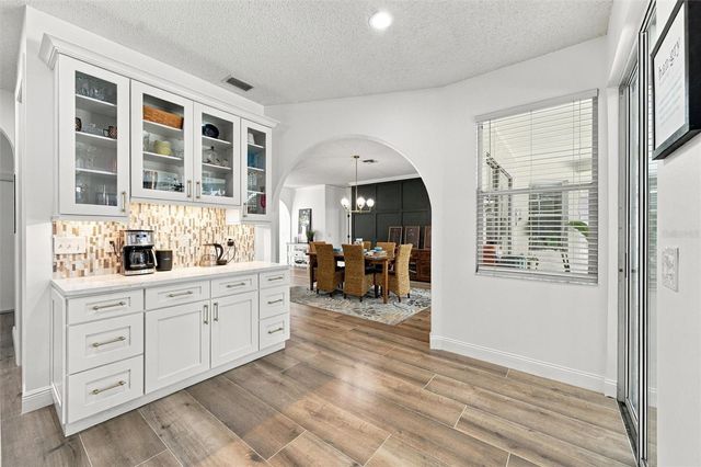 9316 KNIGHTSBRIDGE COURT, Tampa, FL 33647